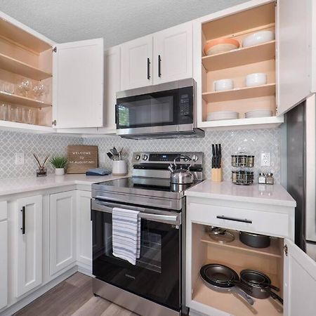 New Modern Bungalow Close To Downtown! Fully Fenced Yard St. Augustine Εξωτερικό φωτογραφία