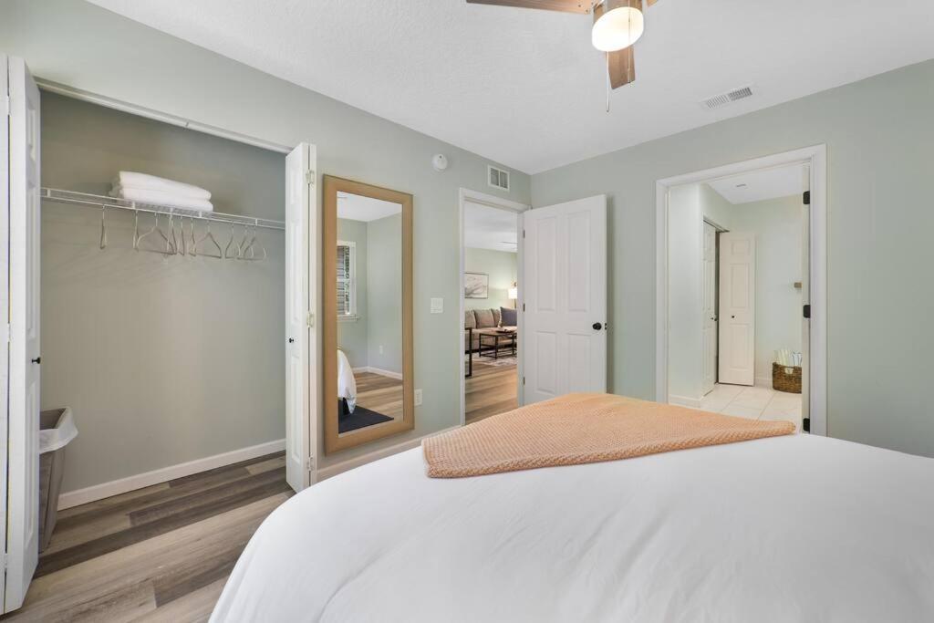 New Modern Bungalow Close To Downtown! Fully Fenced Yard St. Augustine Εξωτερικό φωτογραφία