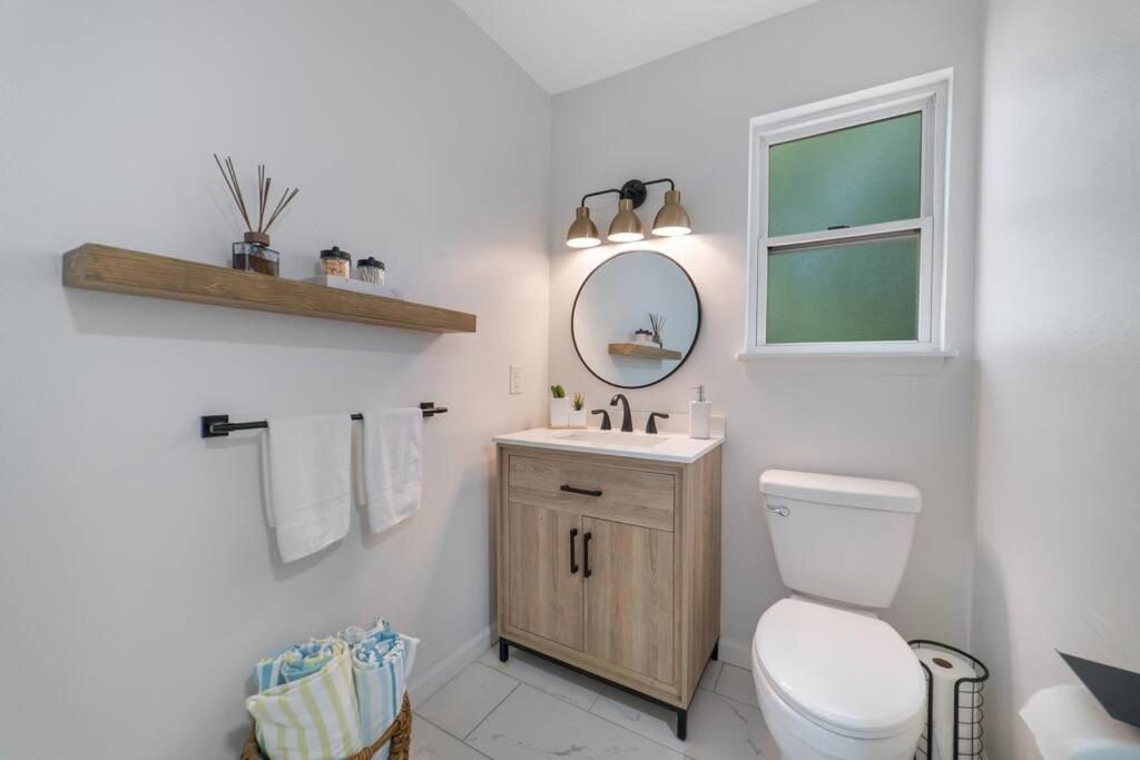 New Modern Bungalow Close To Downtown! Fully Fenced Yard St. Augustine Εξωτερικό φωτογραφία