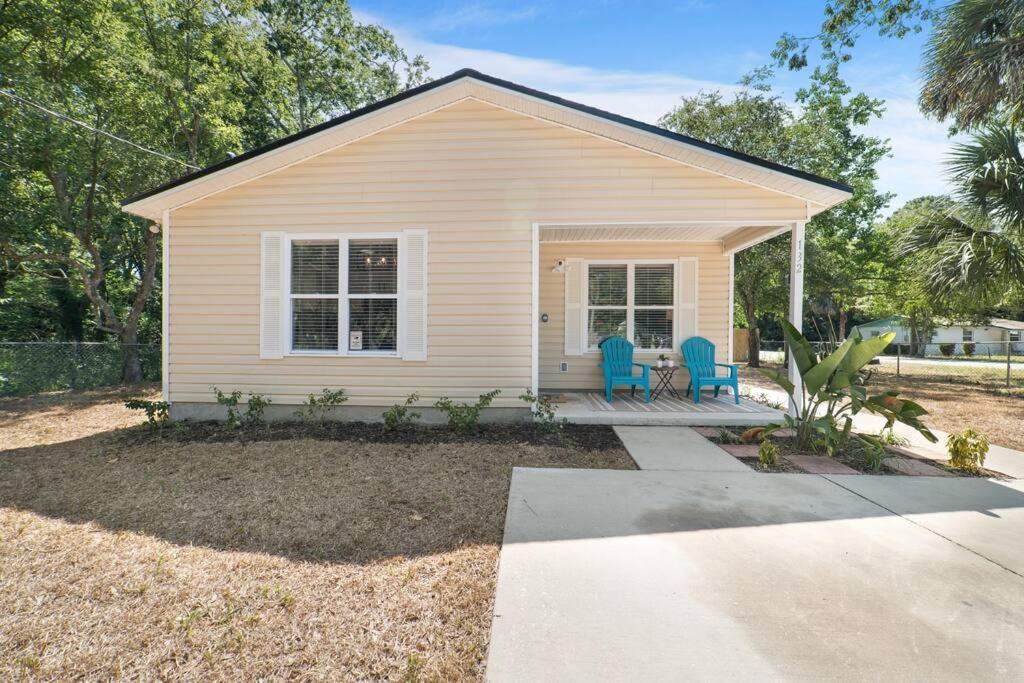 New Modern Bungalow Close To Downtown! Fully Fenced Yard St. Augustine Εξωτερικό φωτογραφία